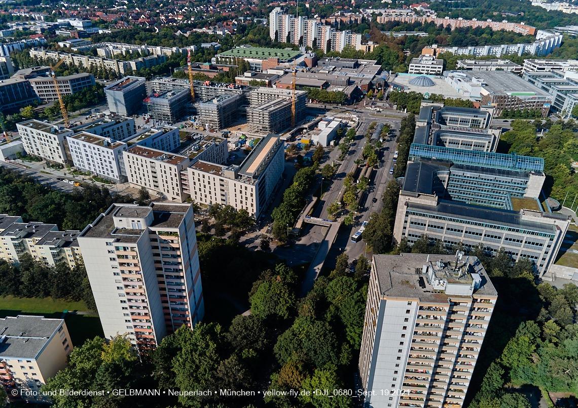 19.09.2021 - Perlach Plaza und Umgebung in Neuperlach 